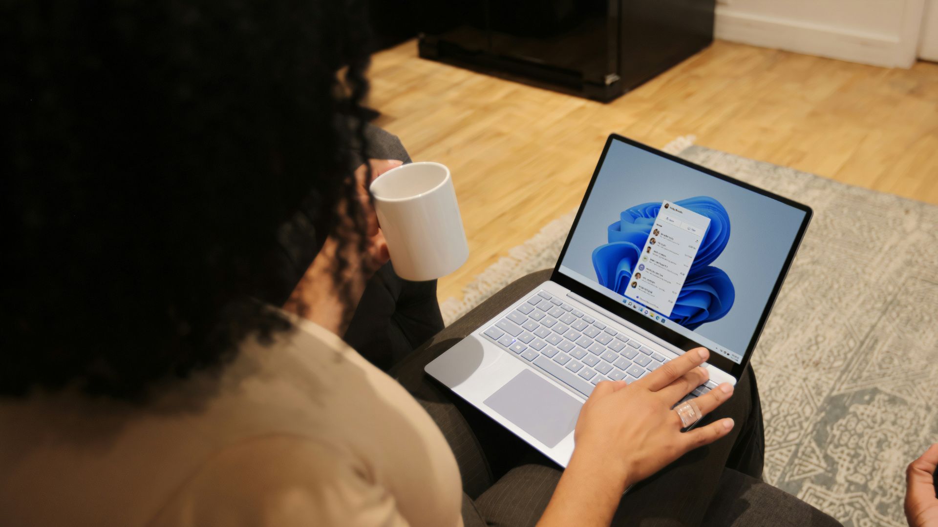 MS tvrdí, že designéři používají AI k programování Windows 11, a další změny teprve přijdou