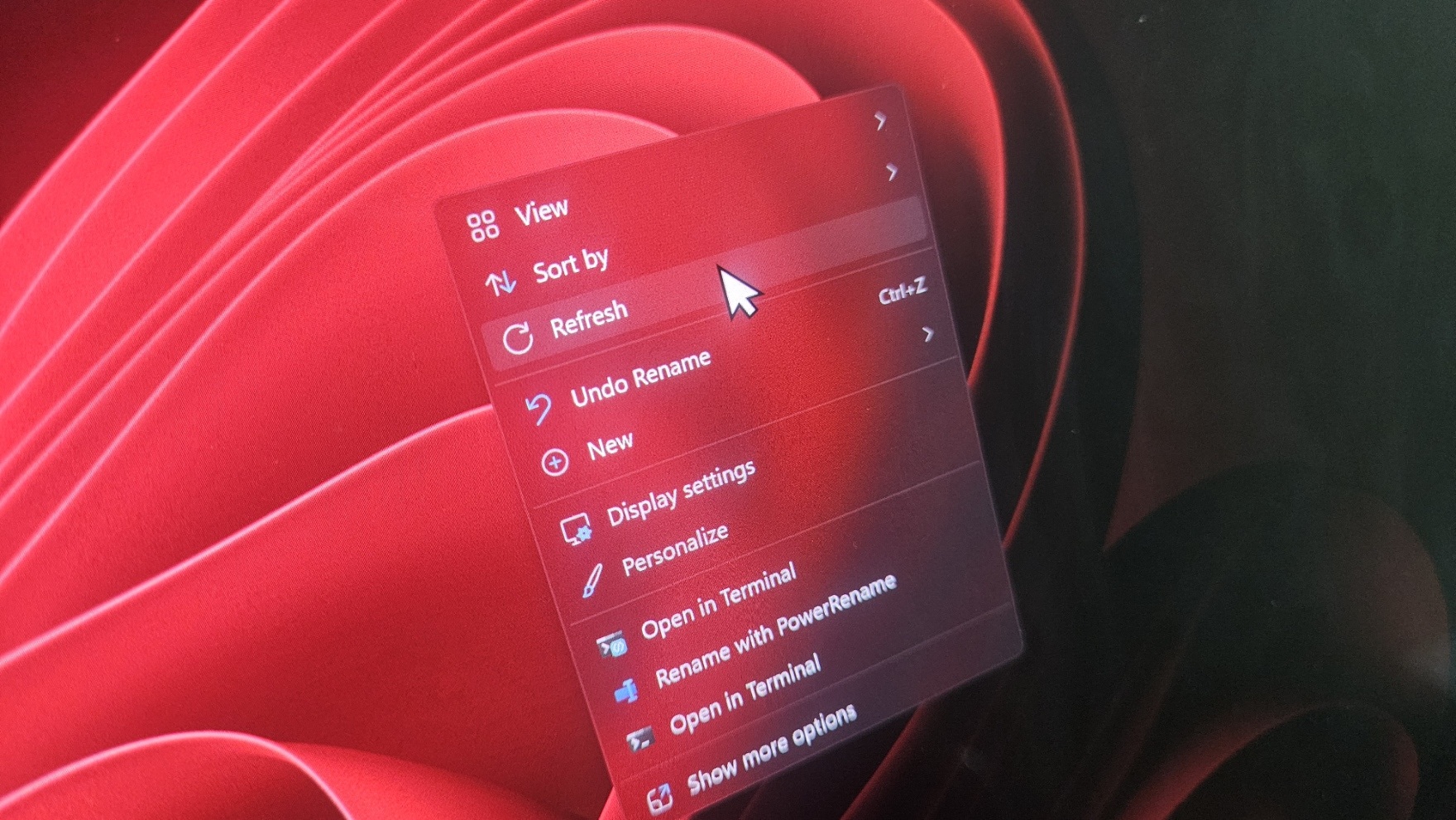 MS、最新アップデート後にWindows 11のカーソル不具合が発生するユーザーを説明――壁紙のバグは依然未対応