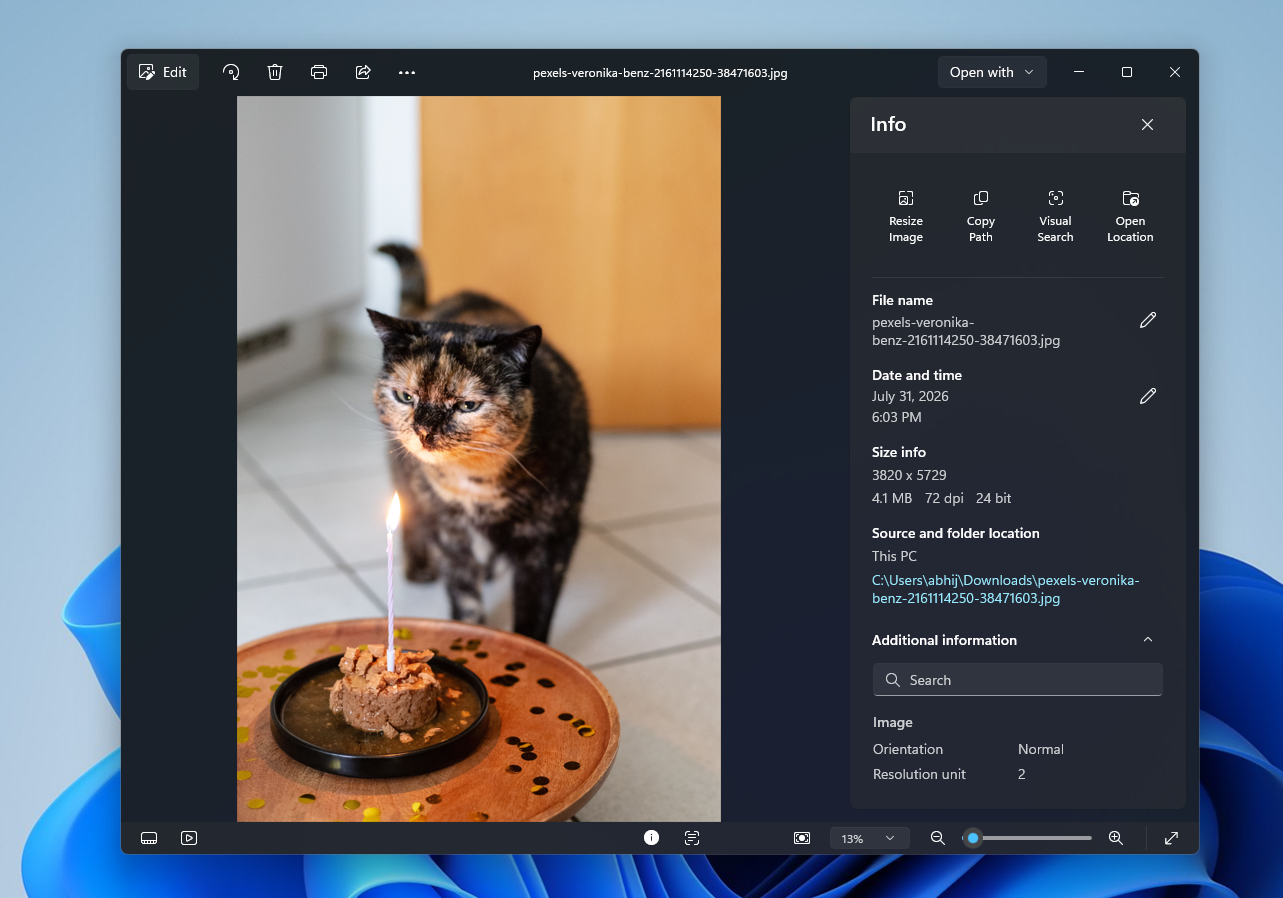 New file information pane in the updated Photos app