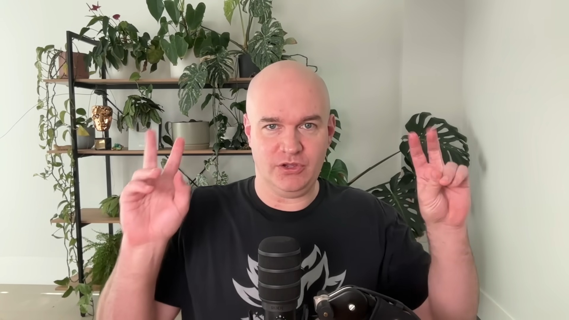 Społeczność Magic: The Gathering zszokowana, gdy współtwórca Path of Exile pokazuje jedną z największych kolekcji na świecie, w tym 14 Black Lotusów, lata po sprzedaniu swoich kart, aby "sfinansować firmę"